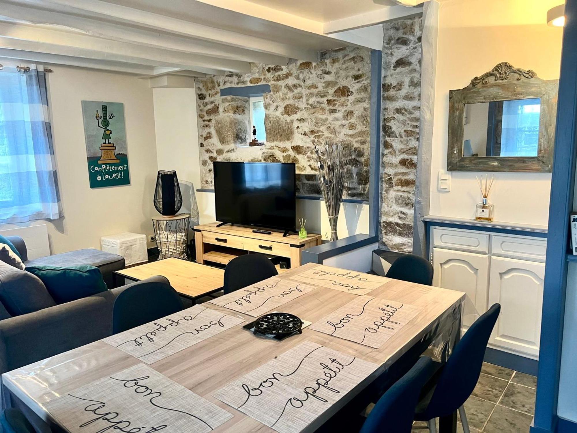 Penty Du Belou, Cozy, En Pleine Campagne, 1 A 6 Personnes Mellac